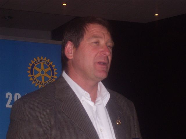 click on photo to return to Rotary Club Photo menu